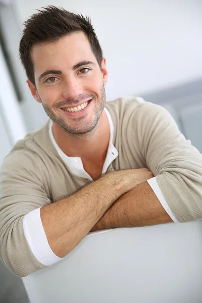 files/depositphotos_38960941-stock-photo-smiling-man.webp